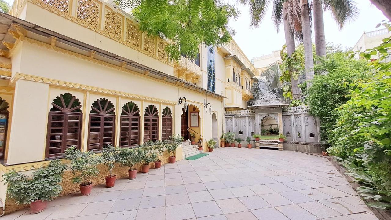 Hotel Mahendra Prakash Udaipur Exterior foto