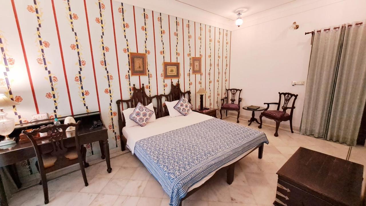 Hotel Mahendra Prakash Udaipur Exterior foto