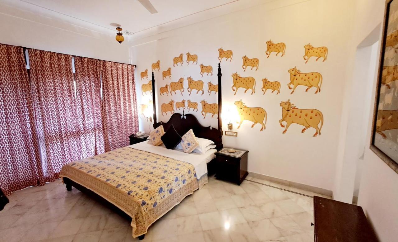 Hotel Mahendra Prakash Udaipur Exterior foto
